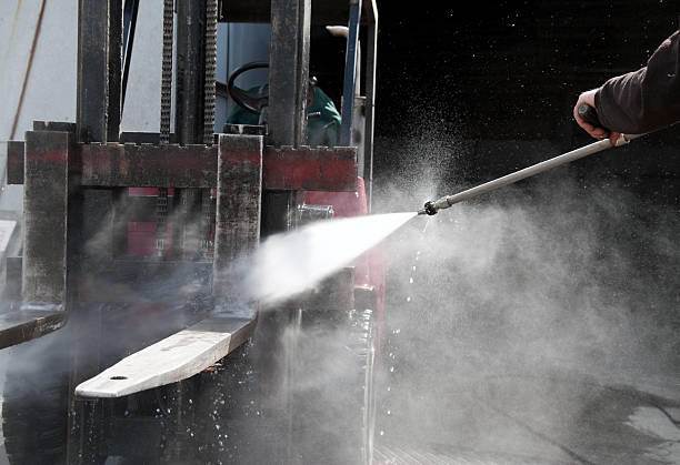 Best Commercial Pressure Washing  in Lewistown, PA
